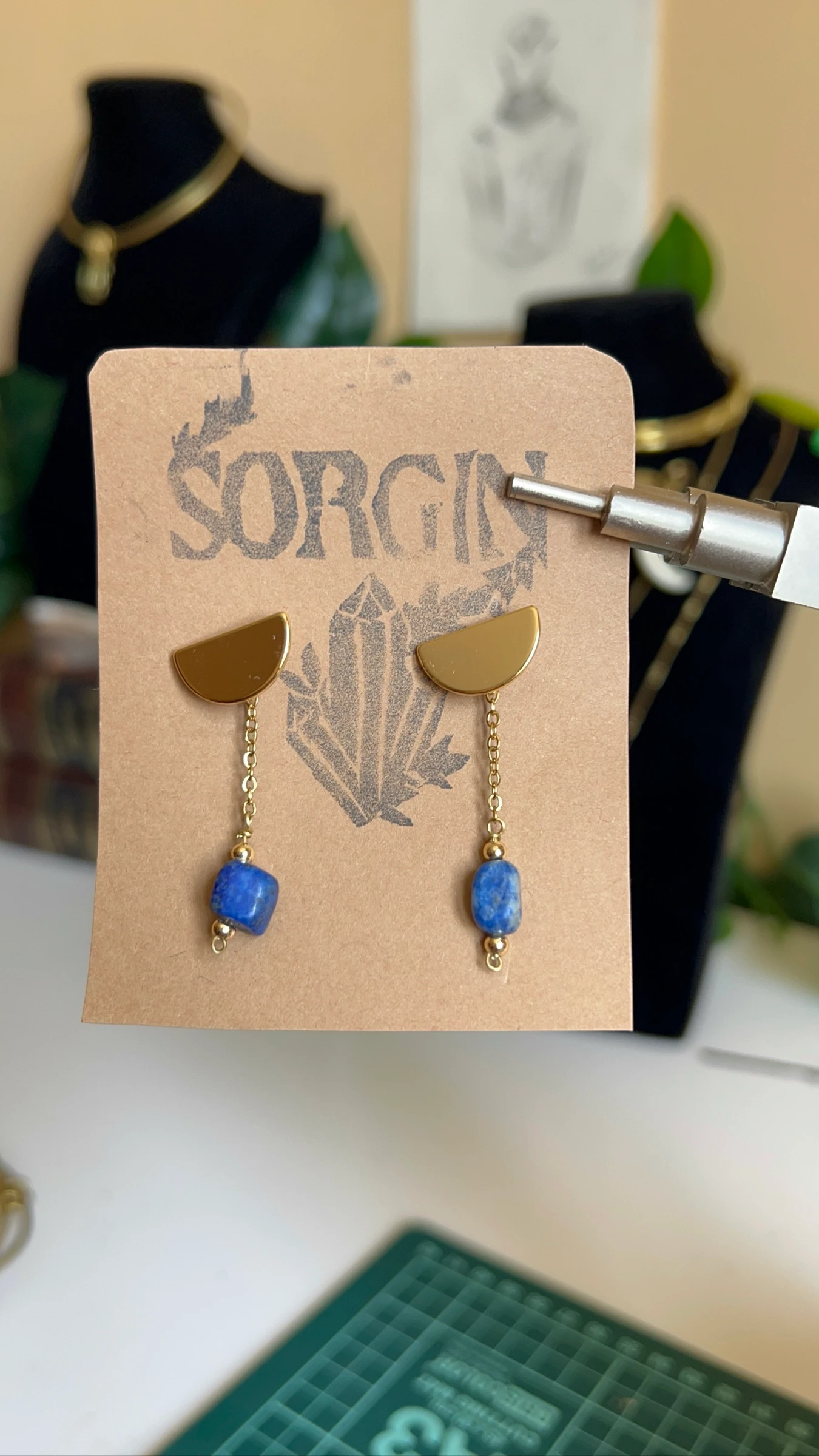 Goud verguld lapis lazuli oorbellen – photo 2